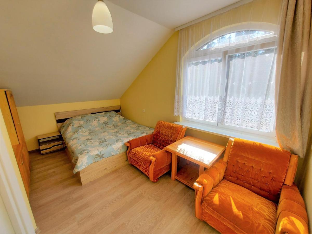 Neringa Guest House パランガ エクステリア 写真
