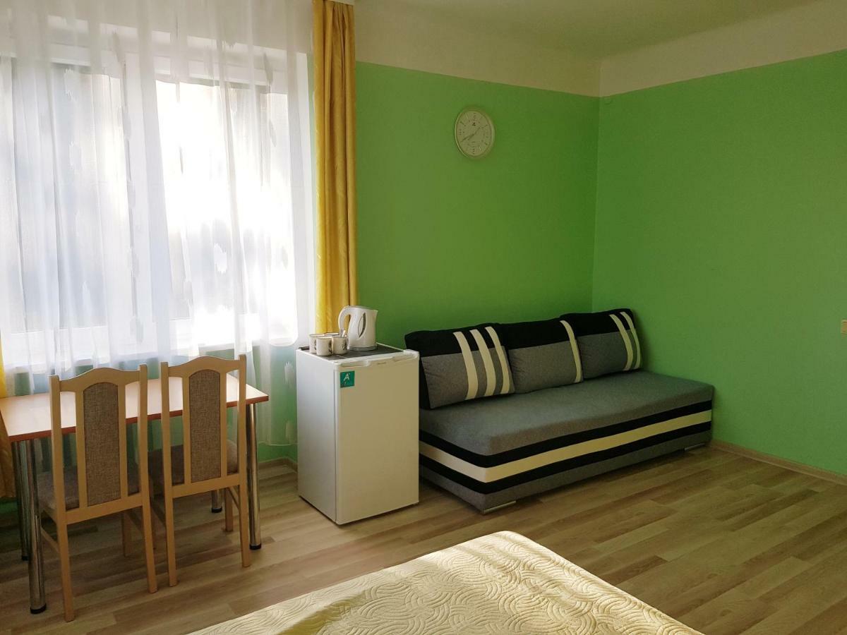 Neringa Guest House パランガ エクステリア 写真